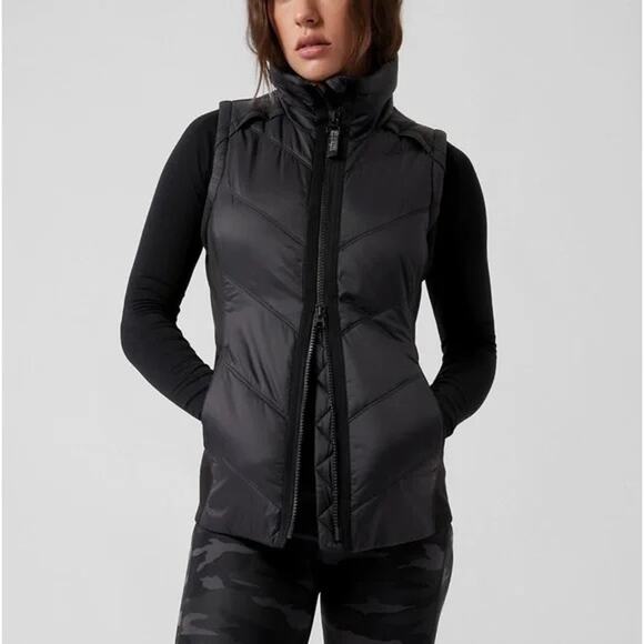 Athleta Rock Ridge Black Quilted PrimaLoft Full Zip Vest-Size Small - Picture 12 of 12